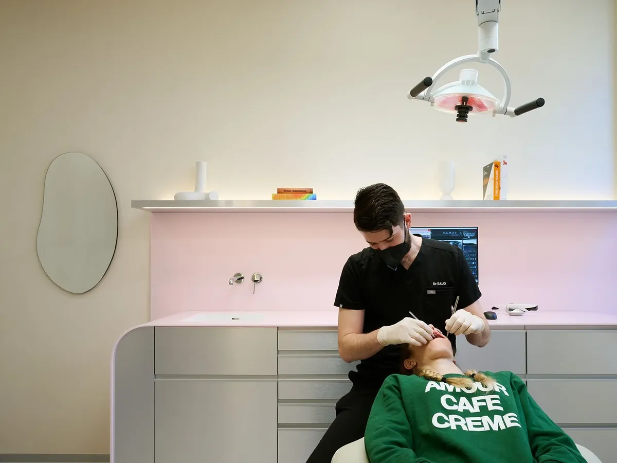 Dents de sagesse : faut-il les extraire ?
