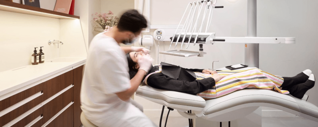 Première consultation chez Paris Dental Studios : sans engagement et prise en charge