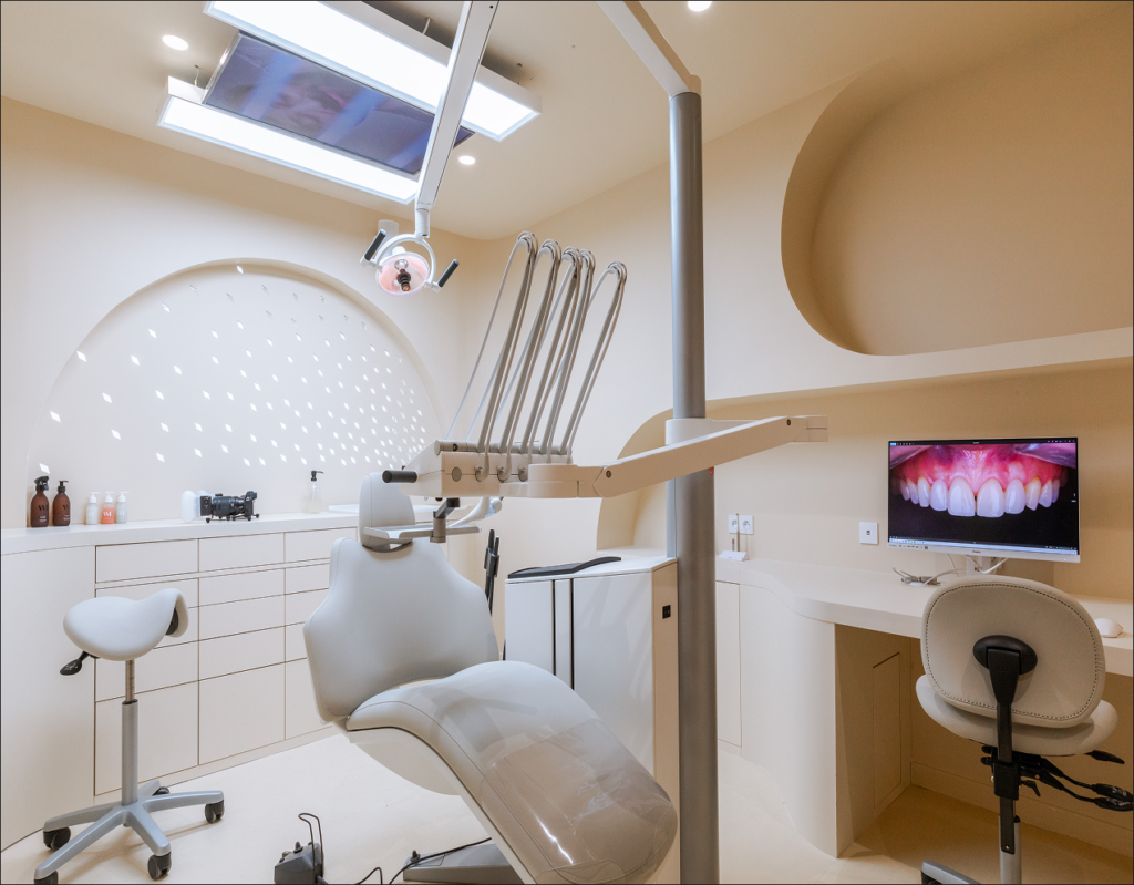 The Dental Studios conception d'un cabinet dentaire et gestion administrative à Bordeaux